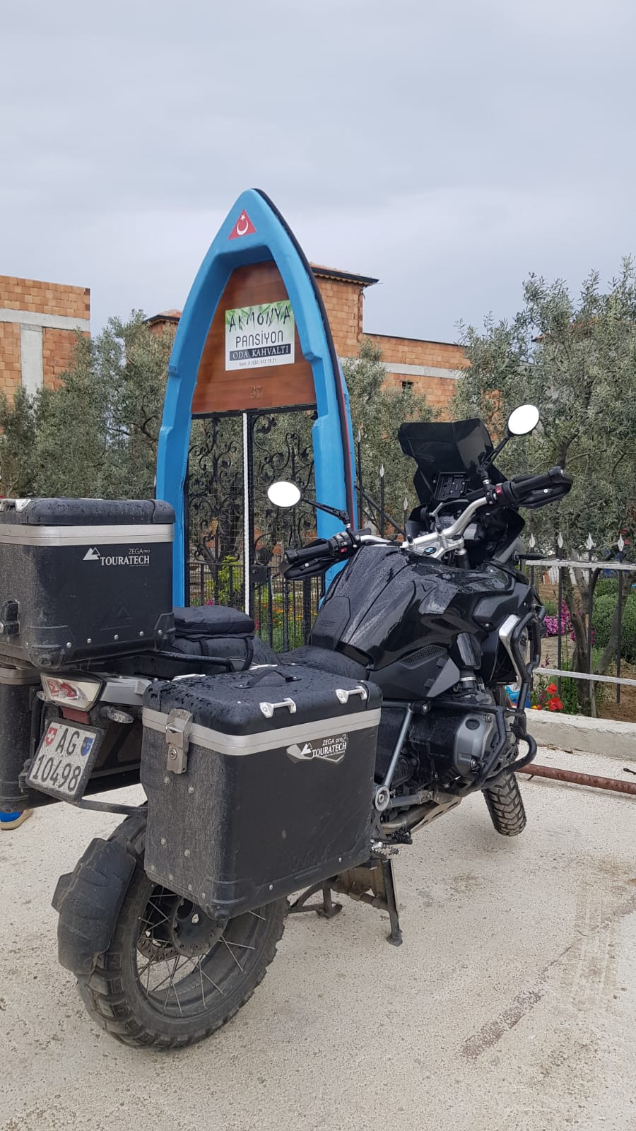 Akmonya Pansiyon motosikletli misafirler 11